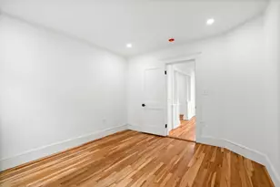 6 View S Ave, Boston, MA 02130 - Photo 11