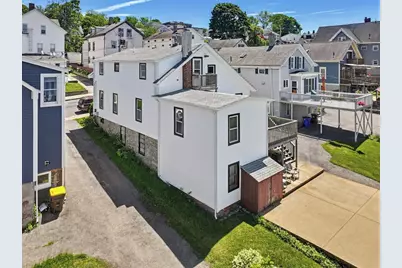 574 Durfee St, Fall River, MA 02720 - Photo 11