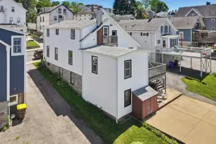 574 Durfee St, Fall River, MA 02720 - Photo 11
