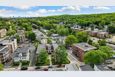 26 W Wyoming Avenue #2D, Melrose, MA 02176 - Photo 25