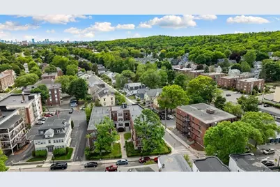26 W Wyoming Avenue #2D, Melrose, MA 02176 - Photo 25