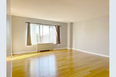 22 Chestnut Pl #306, Brookline, MA 02445 - Photo 3