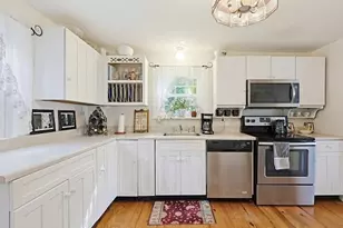 166 Suomi Rd, Quincy, MA 02169 - Photo 15