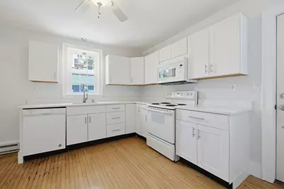 112 High St #B, North Attleboro, MA 02760 - Photo 9