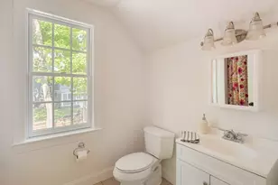 4 Lawrence St, Winchester, MA 01890 - Photo 37
