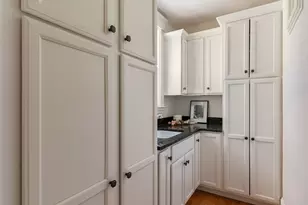 4 Lawrence St, Winchester, MA 01890 - Photo 11