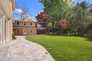 4 Lawrence St, Winchester, MA 01890 - Photo 35
