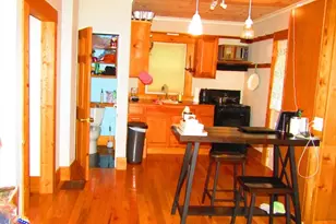 14 Garfield St, Greenfield, MA 01301 - Photo 23