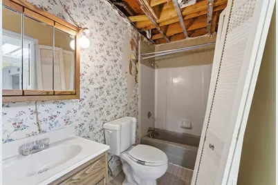 16 Shadowbrook Ln #33, Milford, MA 01757 - Photo 13