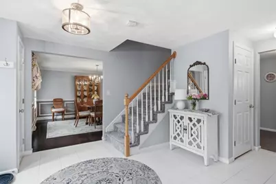 17 Cronin Way, Woburn, MA 01801 - Photo 3