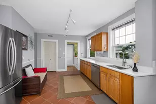 374 Massachusetts Ave, Arlington, MA 02474 - Photo 11