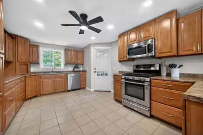 45 Christy Ave, Dracut, MA 01826 - Photo 9