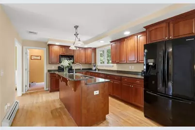 2 Thomas Circle, North Attleboro, MA 02760 - Photo 3