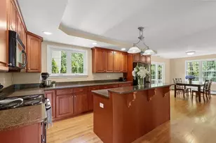 2 Thomas Circle, North Attleboro, MA 02760 - Photo 5
