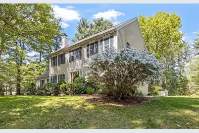 8 Johnson Dr, Lakeville, MA 02347 - Photo 3