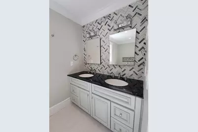 18 Tappan Rd, Wellesley, MA 02482 - Photo 15