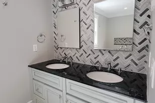 18 Tappan Rd, Wellesley, MA 02482 - Photo 15