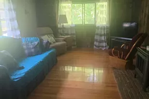 25 Flynt St, Palmer, MA 01069 - Photo 15