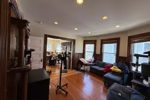 29 Montcalm Ave, Boston, MA 02135 - Photo 3