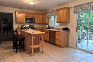 38 Lake St, Spencer, MA 01562 - Photo 5
