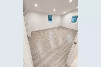 115 Berkshire Avenue, Southwick, MA 01077 - Photo 23