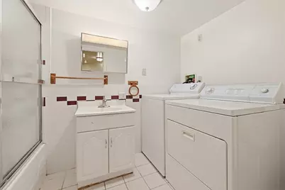 15 Becket St, Quincy, MA 02171 - Photo 11