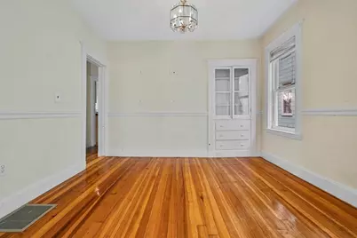 31 Harold St #a, Somerville, MA 02143 - Photo 5