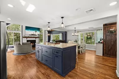 44 S Main St, Berkley, MA 02779 - Photo 9