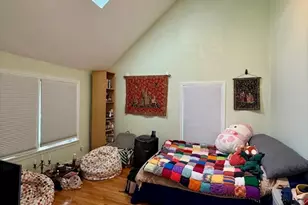 18 Pine St, Newton, MA 02465 - Photo 5