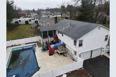117 Silver St, Agawam, MA 01001 - Photo 21