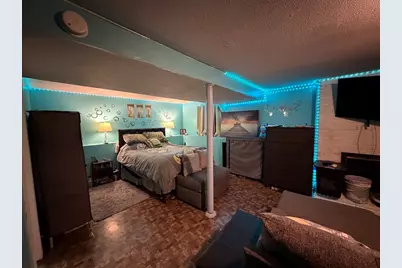 117 Silver St, Agawam, MA 01001 - Photo 15