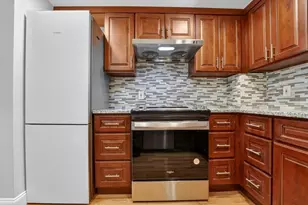 185 Quincy Shore Dr, Quincy, MA 02171 - Photo 7