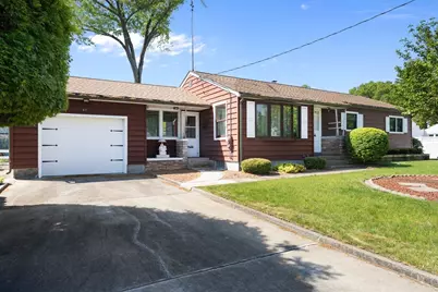 67 Manning St, Chicopee, MA 01020 - Photo 1