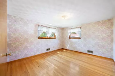 67 Manning St, Chicopee, MA 01020 - Photo 15