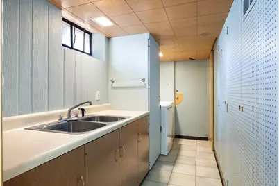67 Manning St, Chicopee, MA 01020 - Photo 23