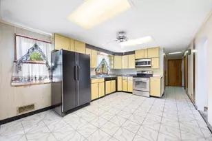 67 Manning St, Chicopee, MA 01020 - Photo 7