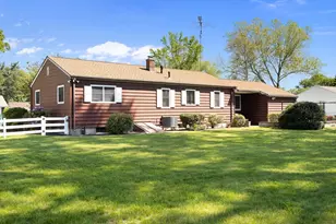 67 Manning St, Chicopee, MA 01020 - Photo 25