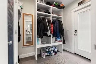 72 Townsend Rd, Belmont, MA 02478 - Photo 3