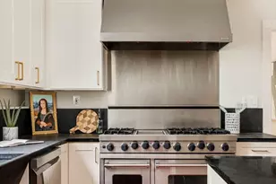 19 Day St, Somerville, MA 02144 - Photo 9