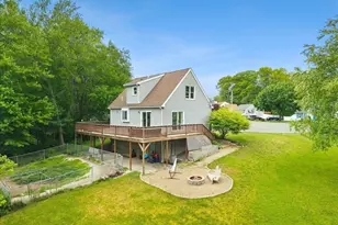 111 Downing Dr, Taunton, MA 02780 - Photo 3