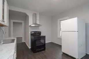 36-38 Chapel St, Springfield, MA 01109 - Photo 13