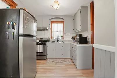 146 Sycamore St, New Bedford, MA 02740 - Photo 11