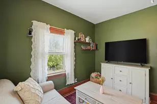 146 Sycamore St, New Bedford, MA 02740 - Photo 5