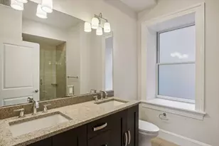 1471 Beacon St, Brookline, MA 02446 - Photo 15