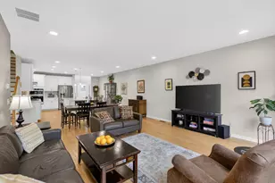 87 Shannon Way, Upton, MA 01568 - Photo 5