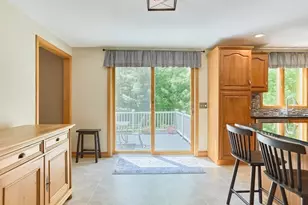 10 Windemere Way, Bridgewater, MA 02324 - Photo 7