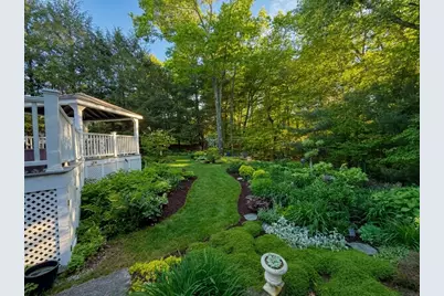 10 Windemere Way, Bridgewater, MA 02324 - Photo 35