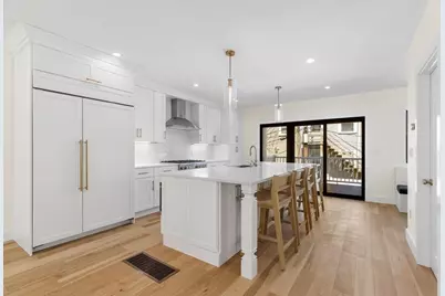 300 W 3rd St, Boston, MA 02127 - Photo 5