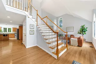 22 Hillcrest Dr, Acton, MA 01720 - Photo 5