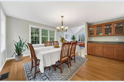 22 Hillcrest Dr, Acton, MA 01720 - Photo 9